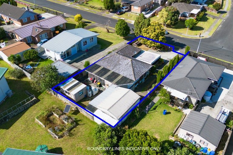 Photo of property in 22 Woburn Street, Mangere East, Auckland, 2024