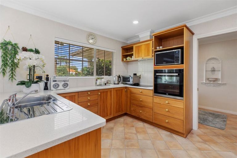 Photo of property in 15 Kokomo Key, Papamoa Beach, Papamoa, 3118