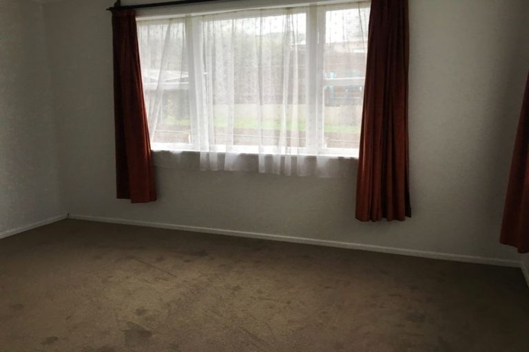 Photo of property in 23 Sheridan Drive, New Lynn, Auckland, 0600