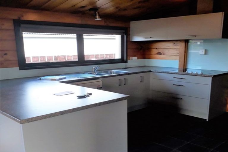 Photo of property in 118 Racecourse Road, Waiuku, 2123