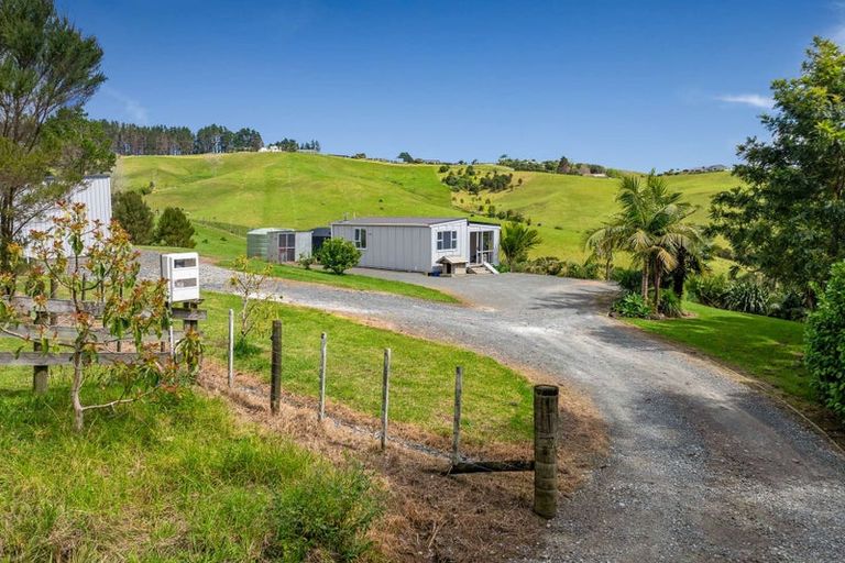 Photo of property in 211c Cable Bay Block Road, Cable Bay, 0420