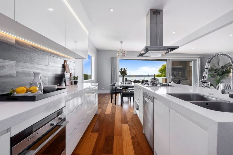 Photo of property in 101a Rangatira Road, Beach Haven, Auckland, 0626