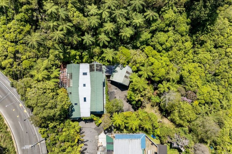 Photo of property in 102a Miromiro Road, Normandale, Lower Hutt, 5010
