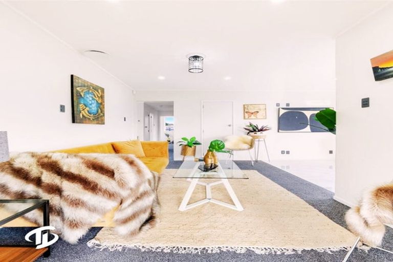 Photo of property in 68 Old Wairoa Road, Papakura, 2110