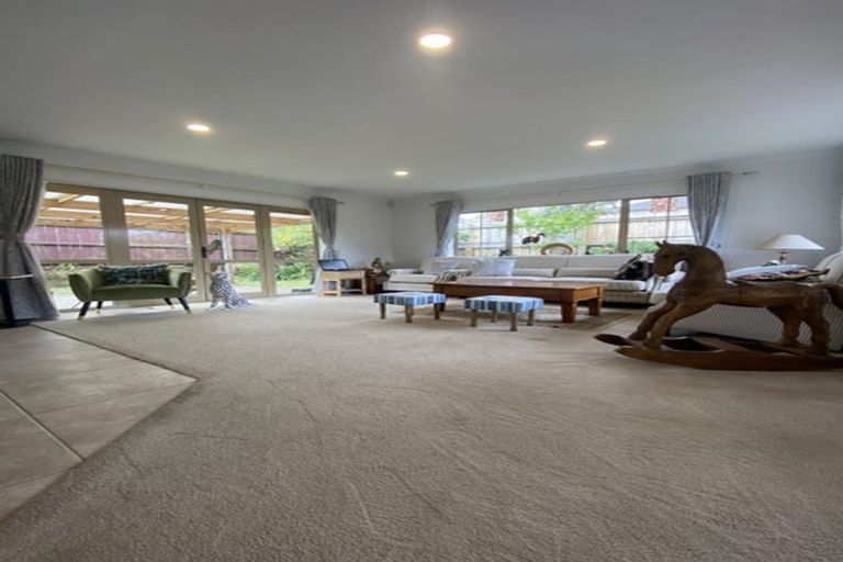 Photo of property in 12 Maybole Drive, Flat Bush, Auckland, 2016