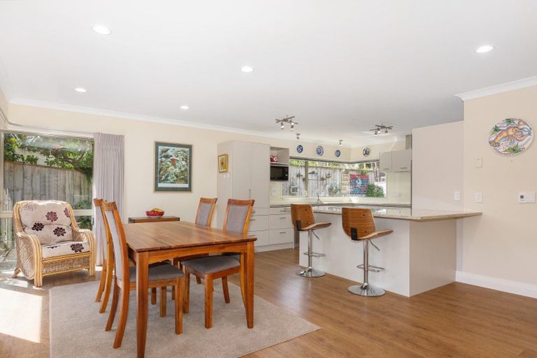 Photo of property in 3 Koromiko Glen, Waikanae, 5036