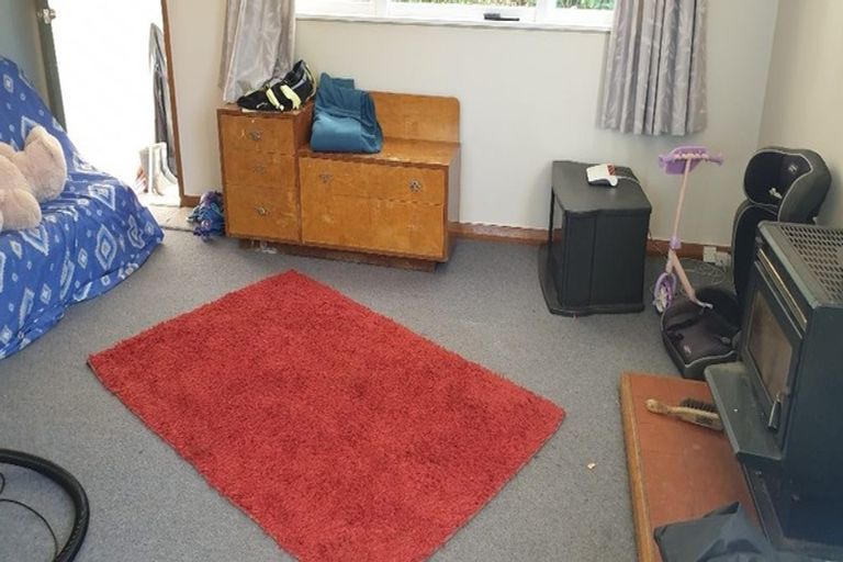 Photo of property in 39 Gloag Street, Waverley, 4510