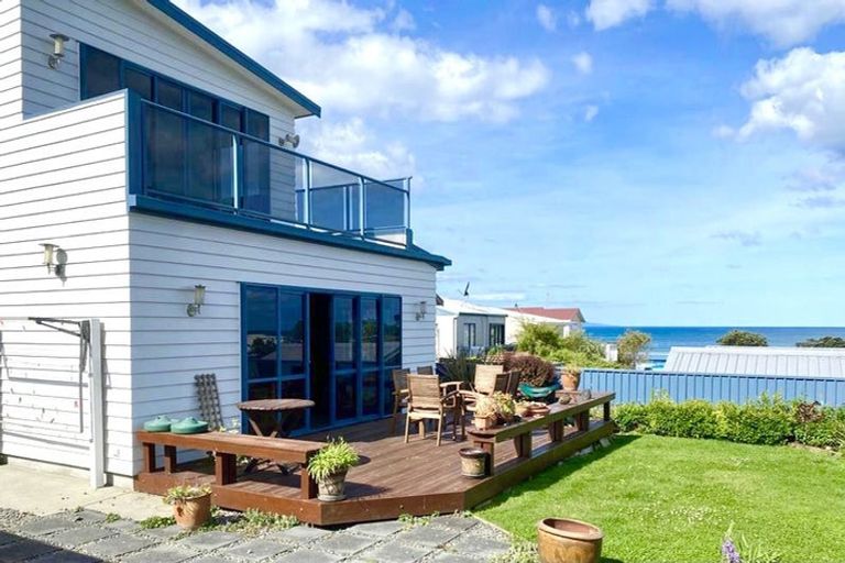 Photo of property in 17 Pacific Road, Waihi Beach, 3611