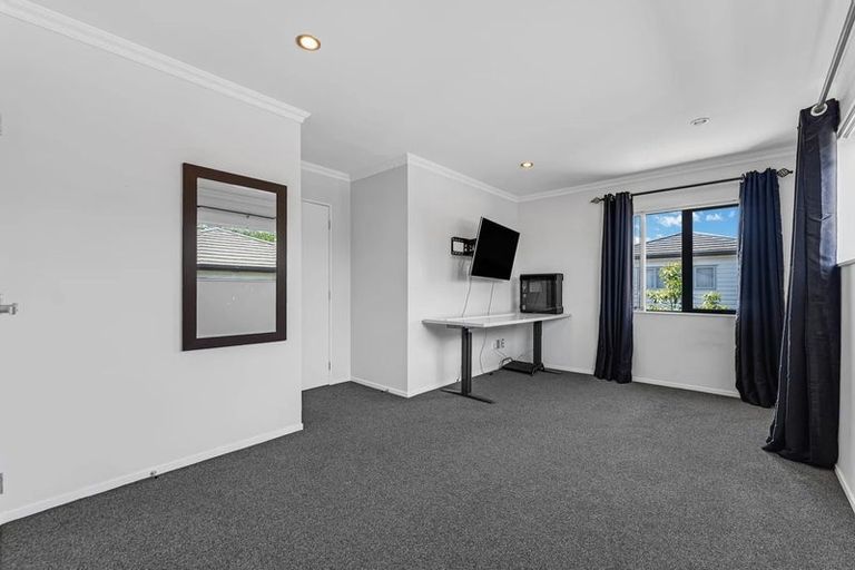 Photo of property in 46c Russell Road, Manurewa, Auckland, 2102