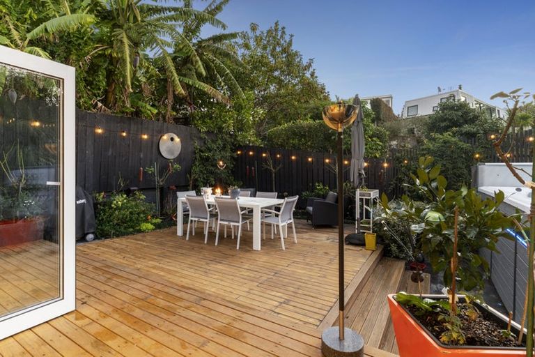 Photo of property in 27 Georgina Street, Freemans Bay, Auckland, 1011