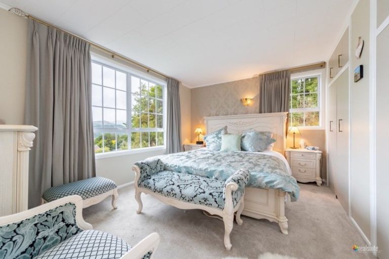 Photo of property in 68d Chatsworth Road, Silverstream, Upper Hutt, 5019