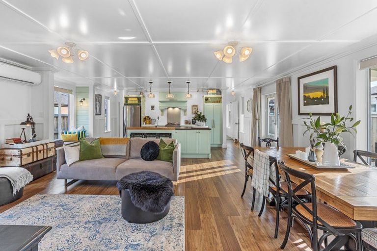 Photo of property in 3 Croydon Street, Woodend, 7610