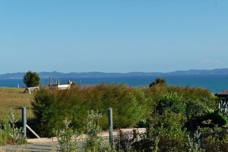 Photo of property in 34 Eagles Way, Cable Bay, 0420