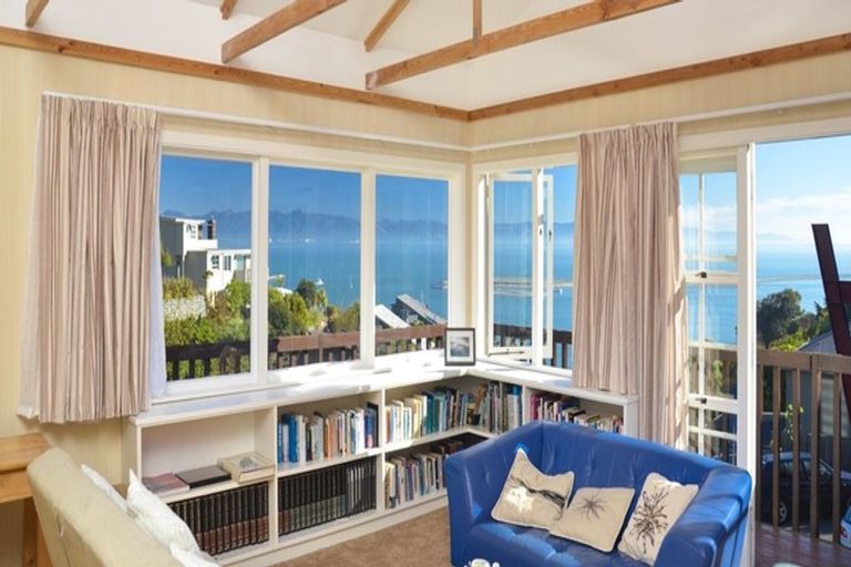 Photo of property in 29-31 Poynters Crescent, Stepneyville, Nelson, 7010