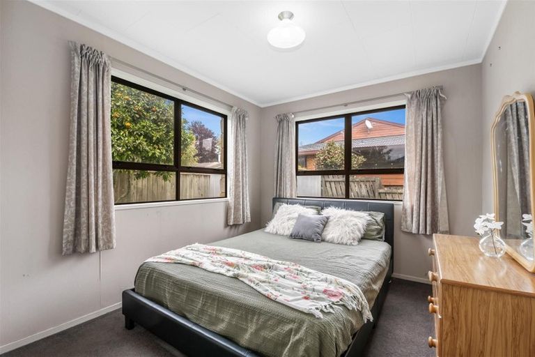 Photo of property in 17 Te Ana Place, Lynmore, Rotorua, 3010