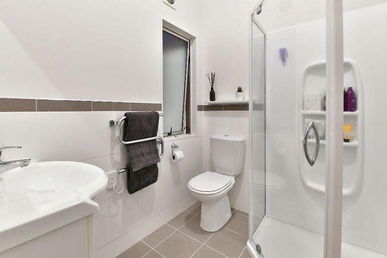 Photo of property in 6h Twin Court, Albany, Auckland, 0632