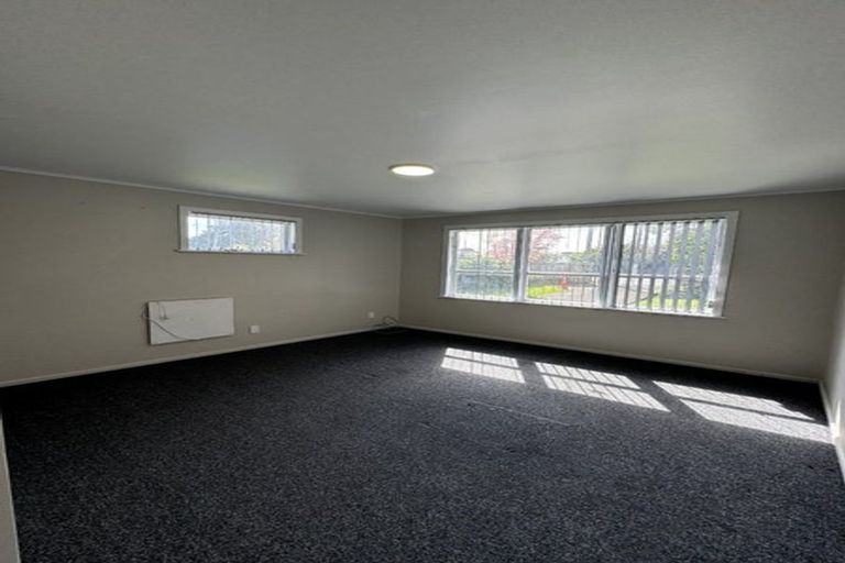 Photo of property in 1 Kohiwi Road, Manurewa, Auckland, 2102