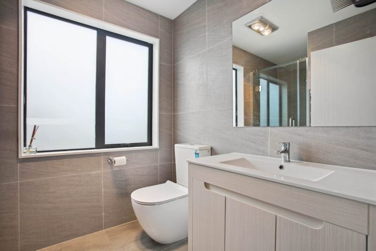 Photo of property in 233a Finlayson Avenue, Clendon Park, Auckland, 2103