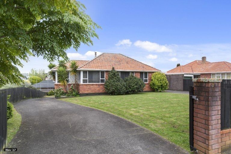 Photo of property in 6 Glass Road, Mount Roskill, Auckland, 1041