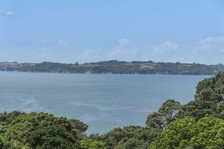 Photo of property in 36a Glenelg Road, Red Beach, 0932