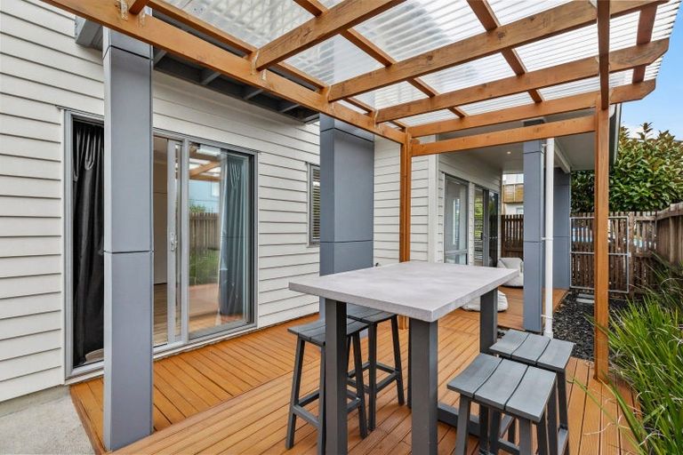 Photo of property in 58 Station Street, Hobsonville, Auckland, 0616