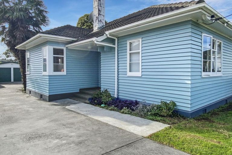 Photo of property in 16 Churchill Street, Kensington, Whangarei, 0112