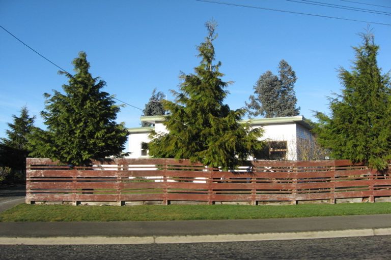 Photo of property in 7 Union Street, Winton, 9720