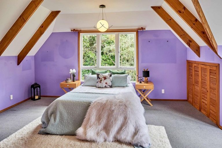 Photo of property in 88 Airlie Road, Plimmerton, Porirua, 5026