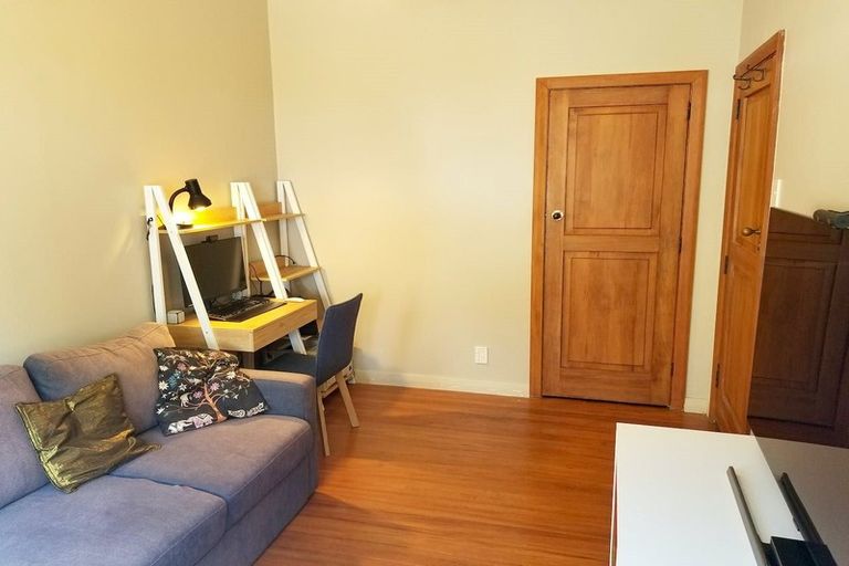 Photo of property in 33 Bankot Crescent, Ngaio, Wellington, 6035