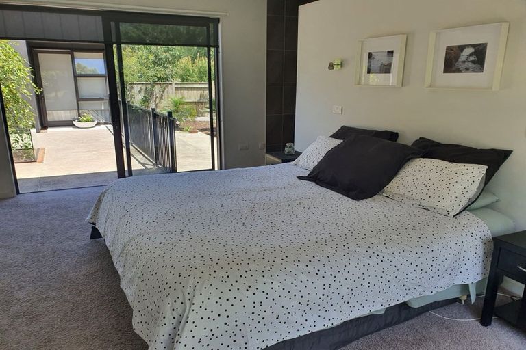 Photo of property in 2 Bressay Way, Waikanae, 5036