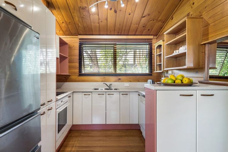 Photo of property in 105 Kia Ora Road, Beach Haven, Auckland, 0626