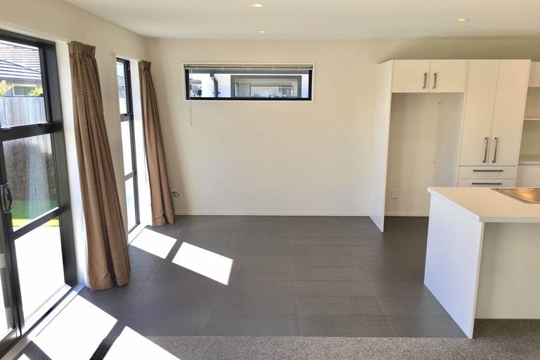 Photo of property in 9 Capil Court, Halswell, Christchurch, 8025