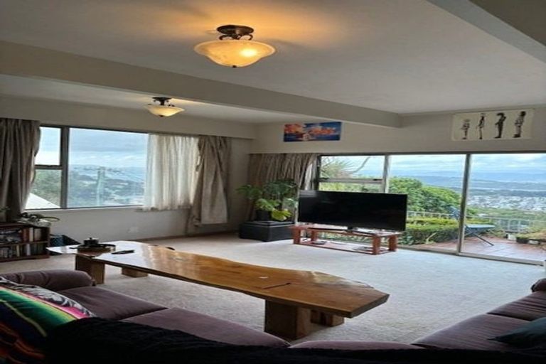 Photo of property in 95 Mills Road, Brooklyn, Wellington, 6021