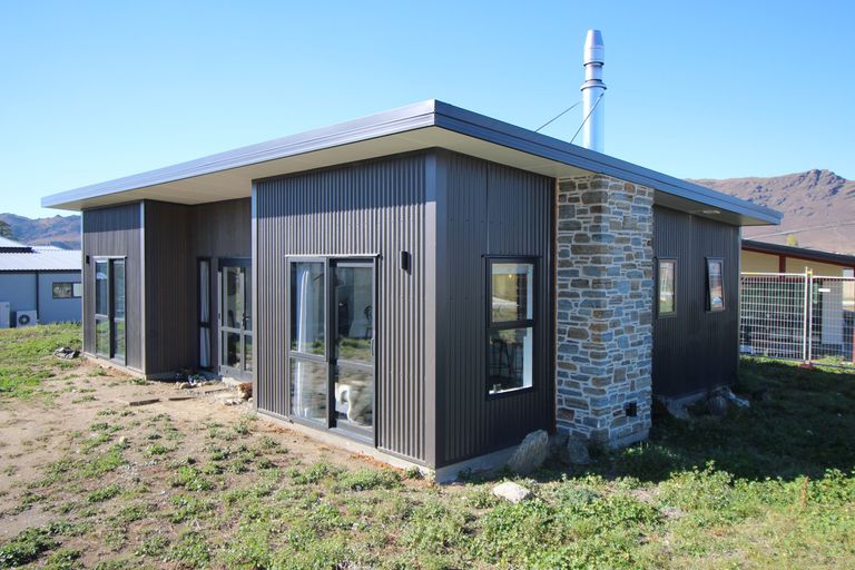 Photo of property in 20 Meyer Street, Alexandra, 9320