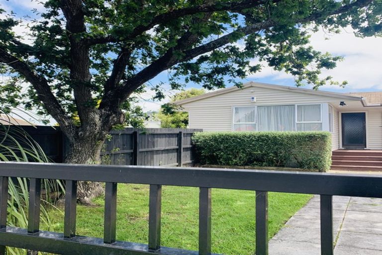 Photo of property in 120 Mountain Road, Mangere Bridge, Auckland, 2022