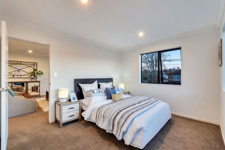 Photo of property in 128 Nile Road, Milford, Auckland, 0620