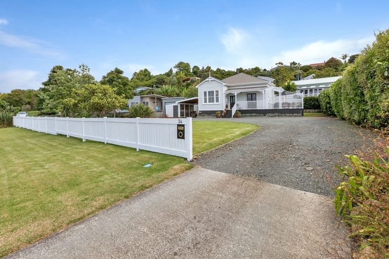 Photo of property in 34 Beach Road, Onerahi, Whangarei, 0110