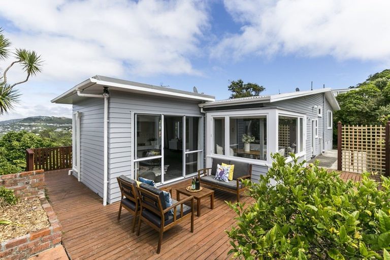 Photo of property in 3 Kau Kau Way, Ngaio, Wellington, 6035