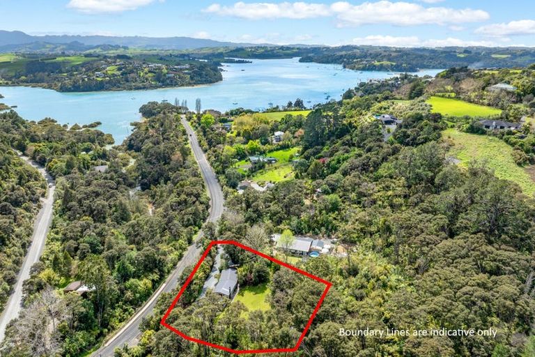 Photo of property in 1060 Sandspit Road, Sandspit, Warkworth, 0982