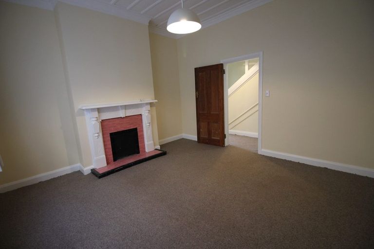 Photo of property in 119 Brougham Street, Mount Victoria, Wellington, 6011