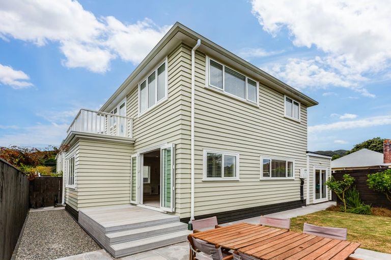 Photo of property in 341c Waiwhetu Road, Fairfield, Lower Hutt, 5011