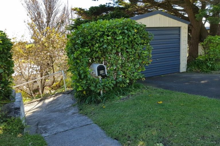 Photo of property in 88 South Road, Blagdon, New Plymouth, 4310