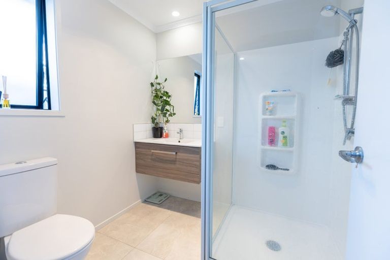 Photo of property in 1 Fontana Street, Papamoa, 3118