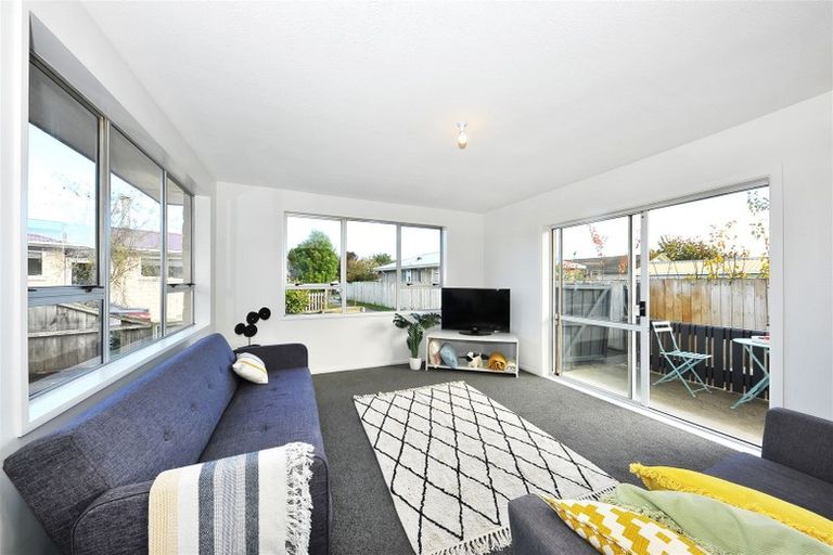 Photo of property in 94 Chelsea Street, Linwood, Christchurch, 8062