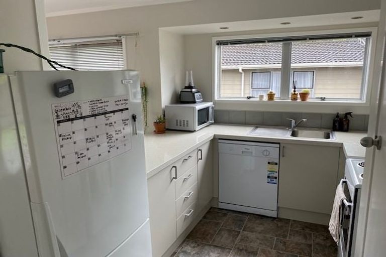 Photo of property in 13 Wilkinson Way, Browns Bay, Auckland, 0630