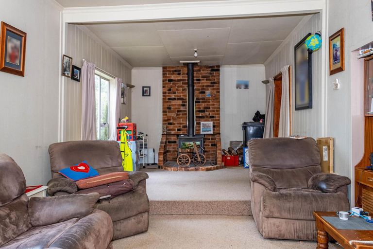 Photo of property in 35 Leonard Street, Waimate, 7924