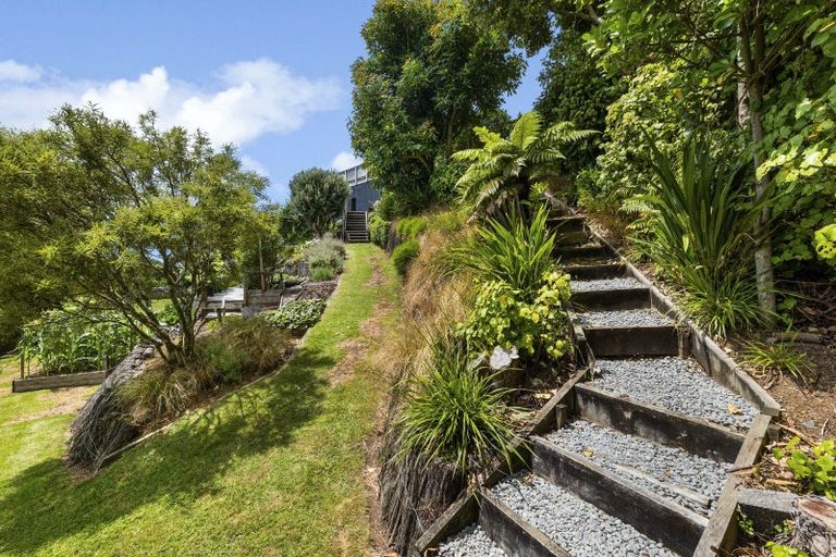 Photo of property in 203 Heta Road, Merrilands, New Plymouth, 4312