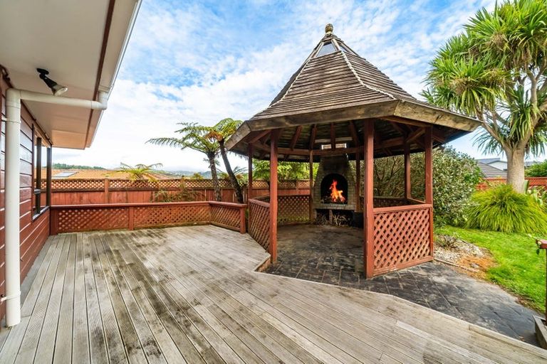 Photo of property in 9 Molyneux Close, Whitby, Porirua, 5024