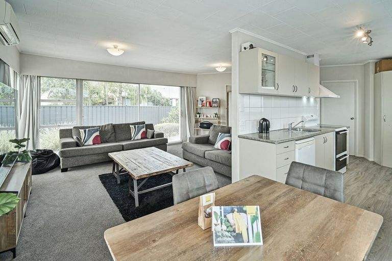 Photo of property in 45 Te Aute Road, Havelock North, 4130