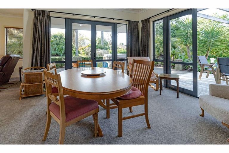 Photo of property in 28 Davis Strongman Place, Kerikeri, 0293
